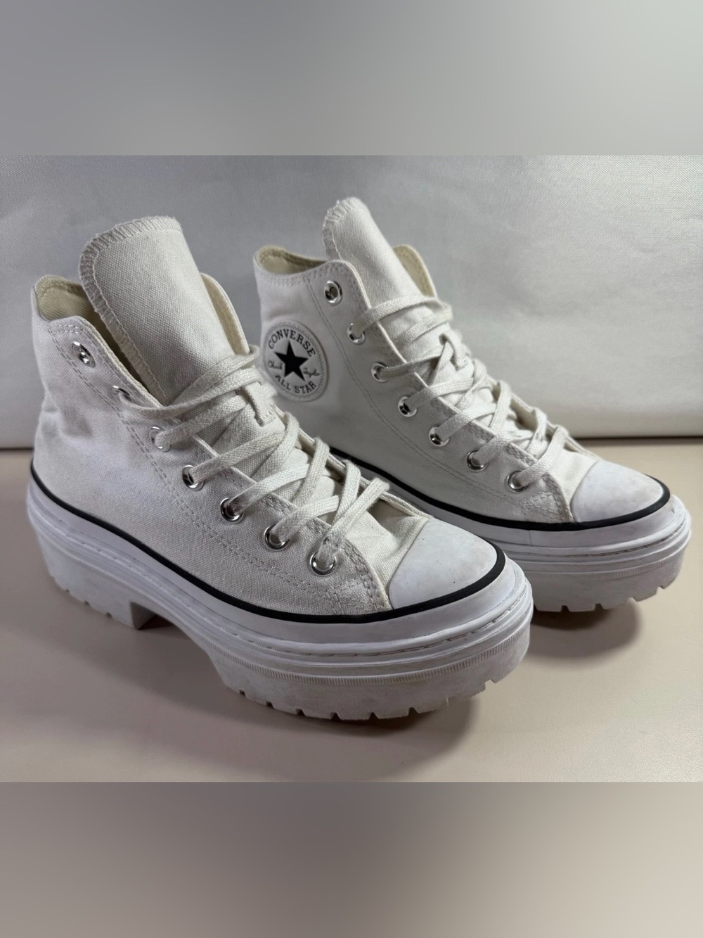 Converse Chuck Taylor Lugged Platform Sneakers White Women's 7